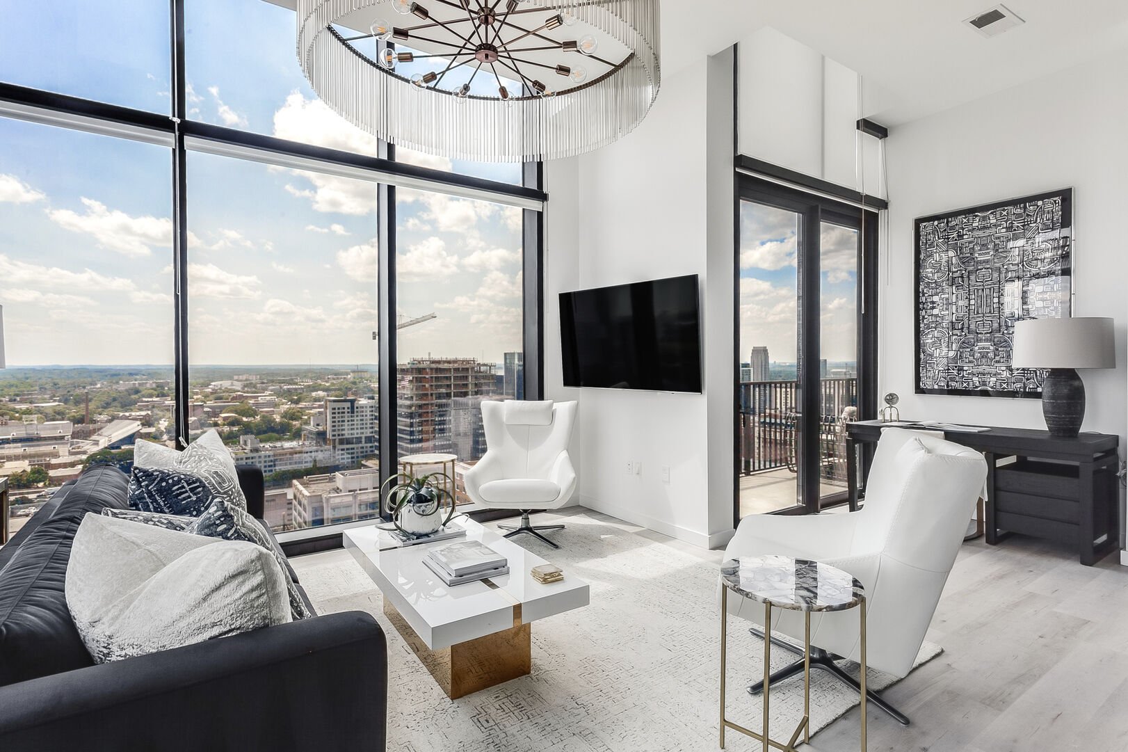 Enjoy Modern Furnishings in Midtown Atlanta Vacation Rental.