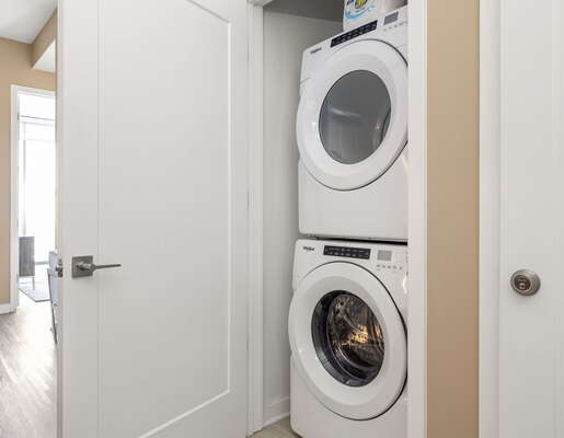 In-unit washer and dryer, stocked with Tide pods and bleach